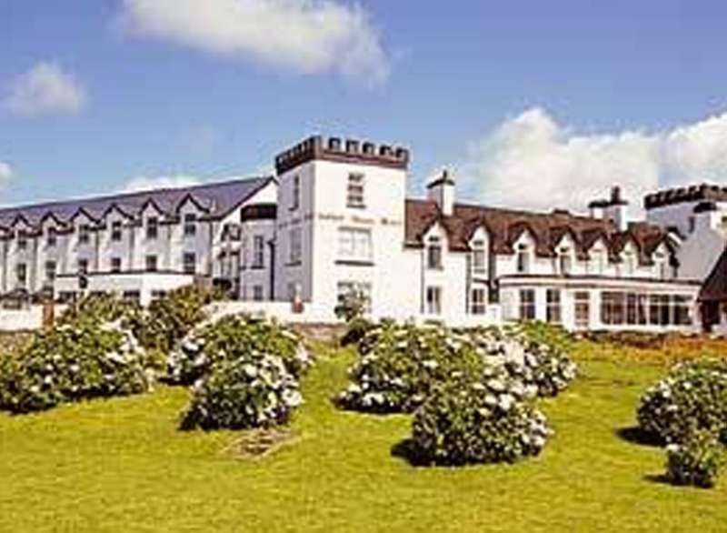Butler Arms Hotel วอเตอร์วิลล์ ภายนอก รูปภาพ