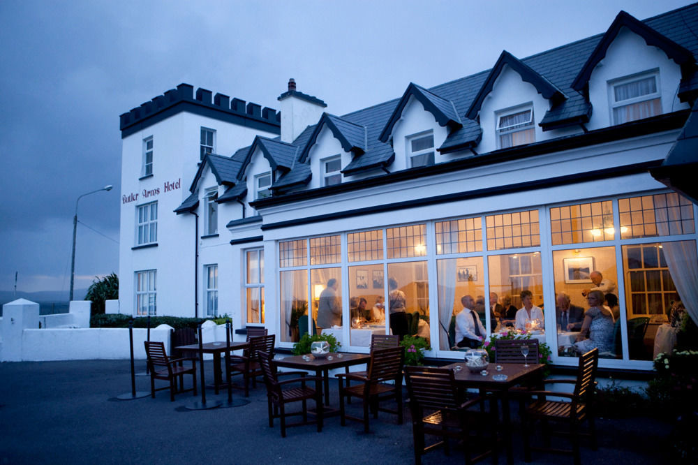 Butler Arms Hotel วอเตอร์วิลล์ ภายนอก รูปภาพ